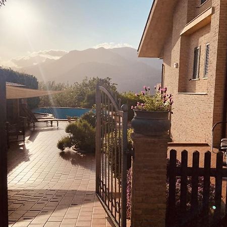 Villa Cipriano Minturno Eksteriør bilde
